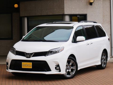 TOYOTA  SIENNA トヨタ　シエナ　SE　プリファードPKG　スポーツ　ファミリーカー　逆輸入車　新車　新型　8人乗り　TSS-P　北米トヨタ (1)